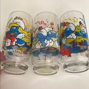 Vintage 1983 Smurfette Character Glasses Set